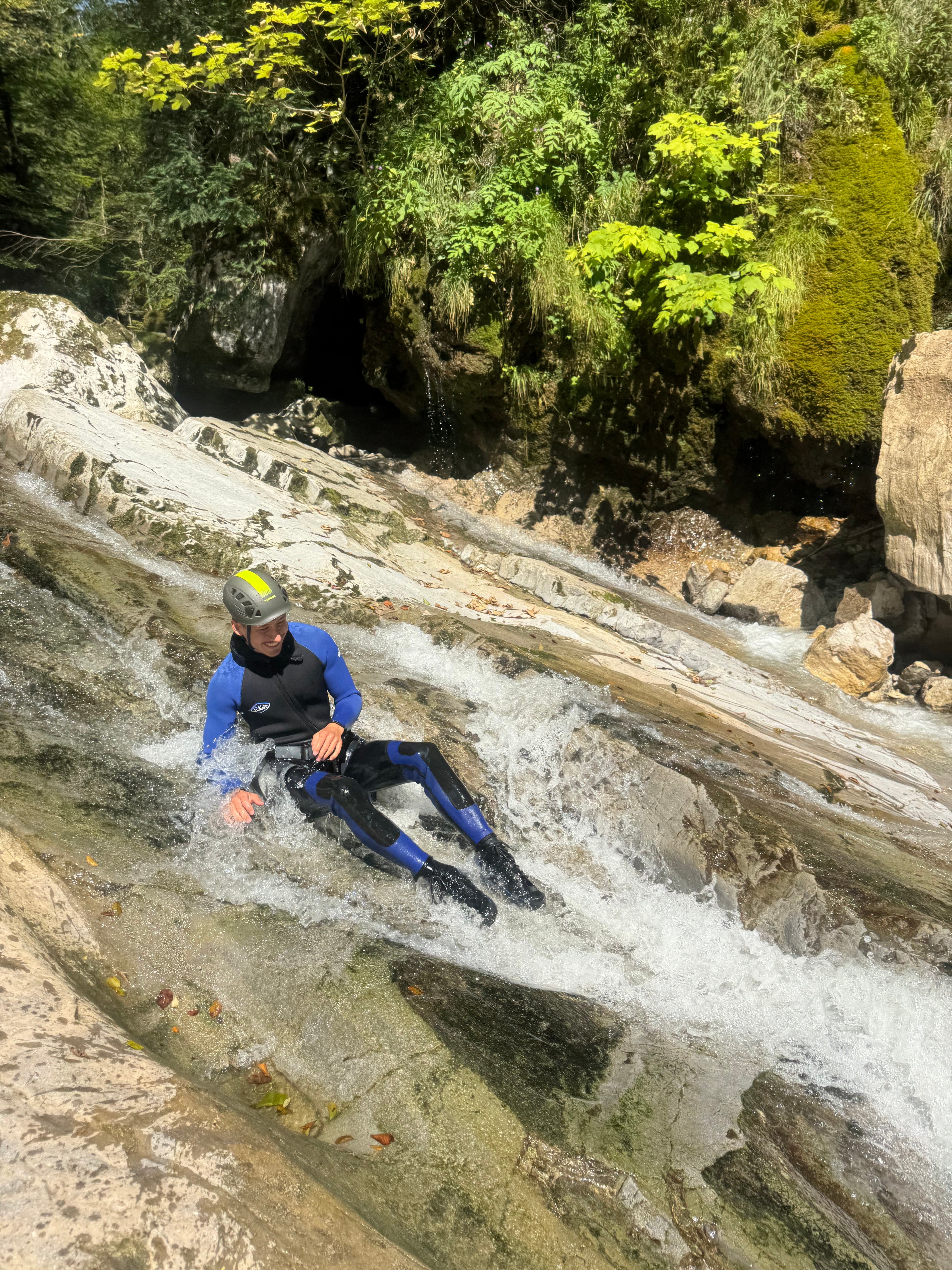 Was kostet eine Canyoning Tour in Tirol?