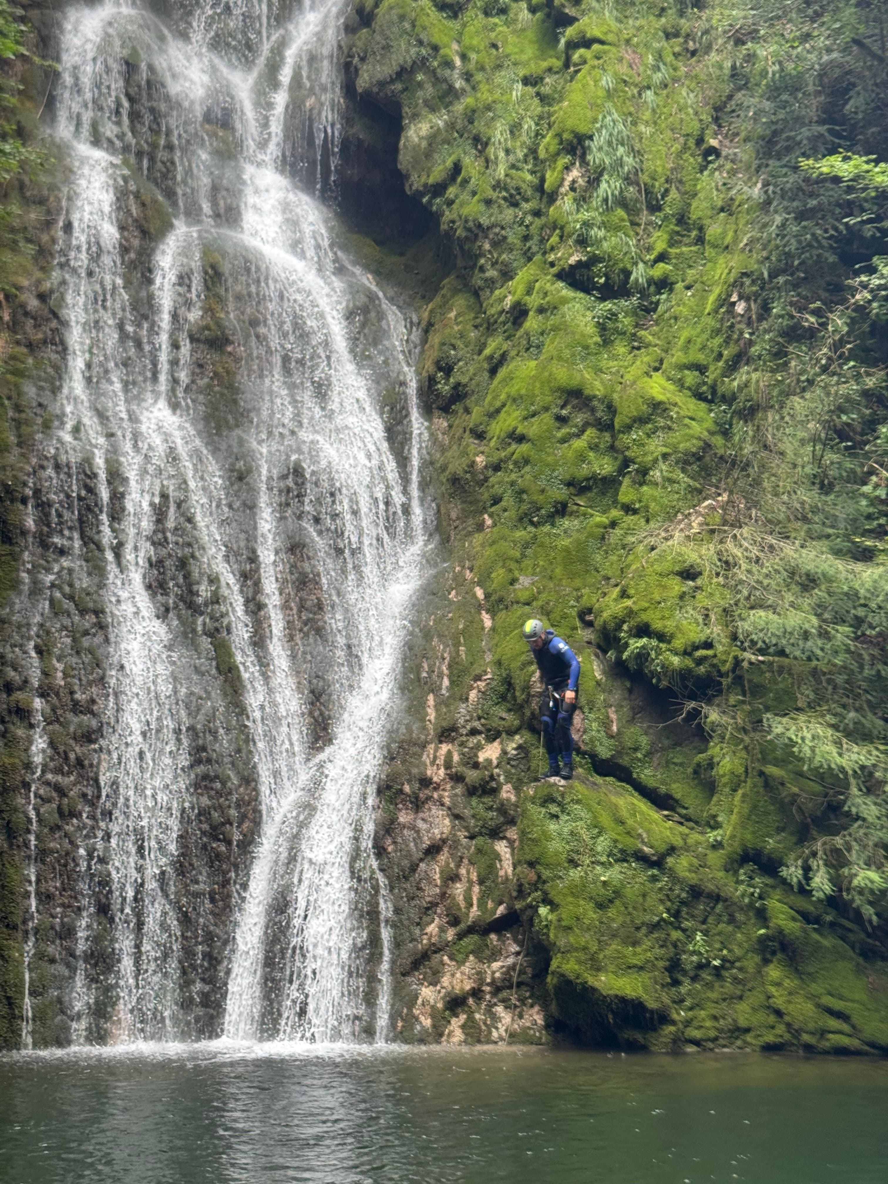 Wasserfall Canyoning nahe Rosenheim erleben