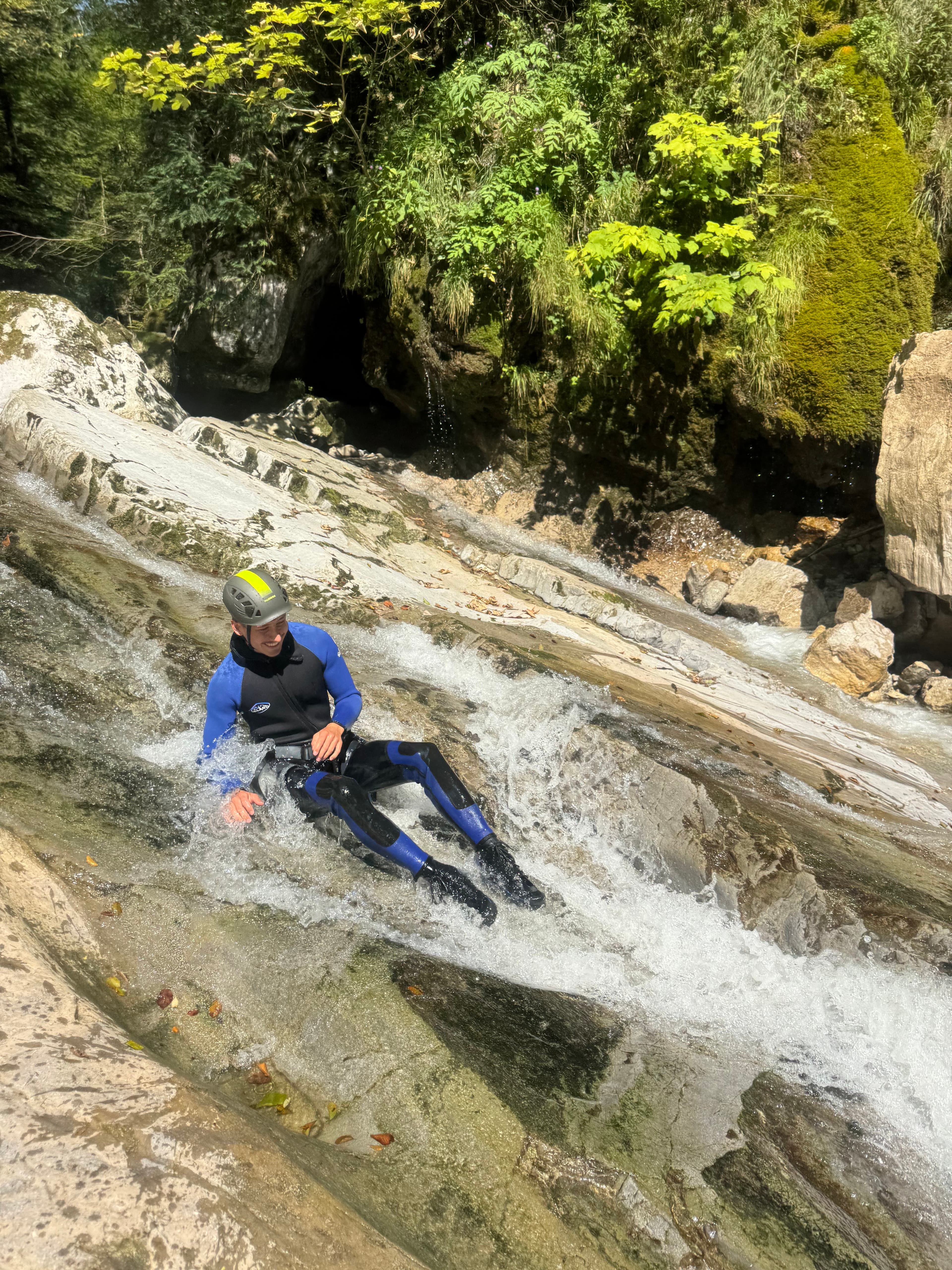 Was kostet eine Canyoning Tour in Tirol?